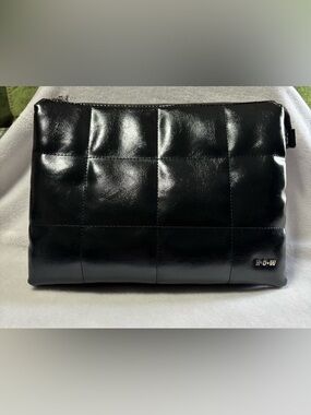 House of Want H.O.W. We Class-Ify Quilted Crossbody Bag Black